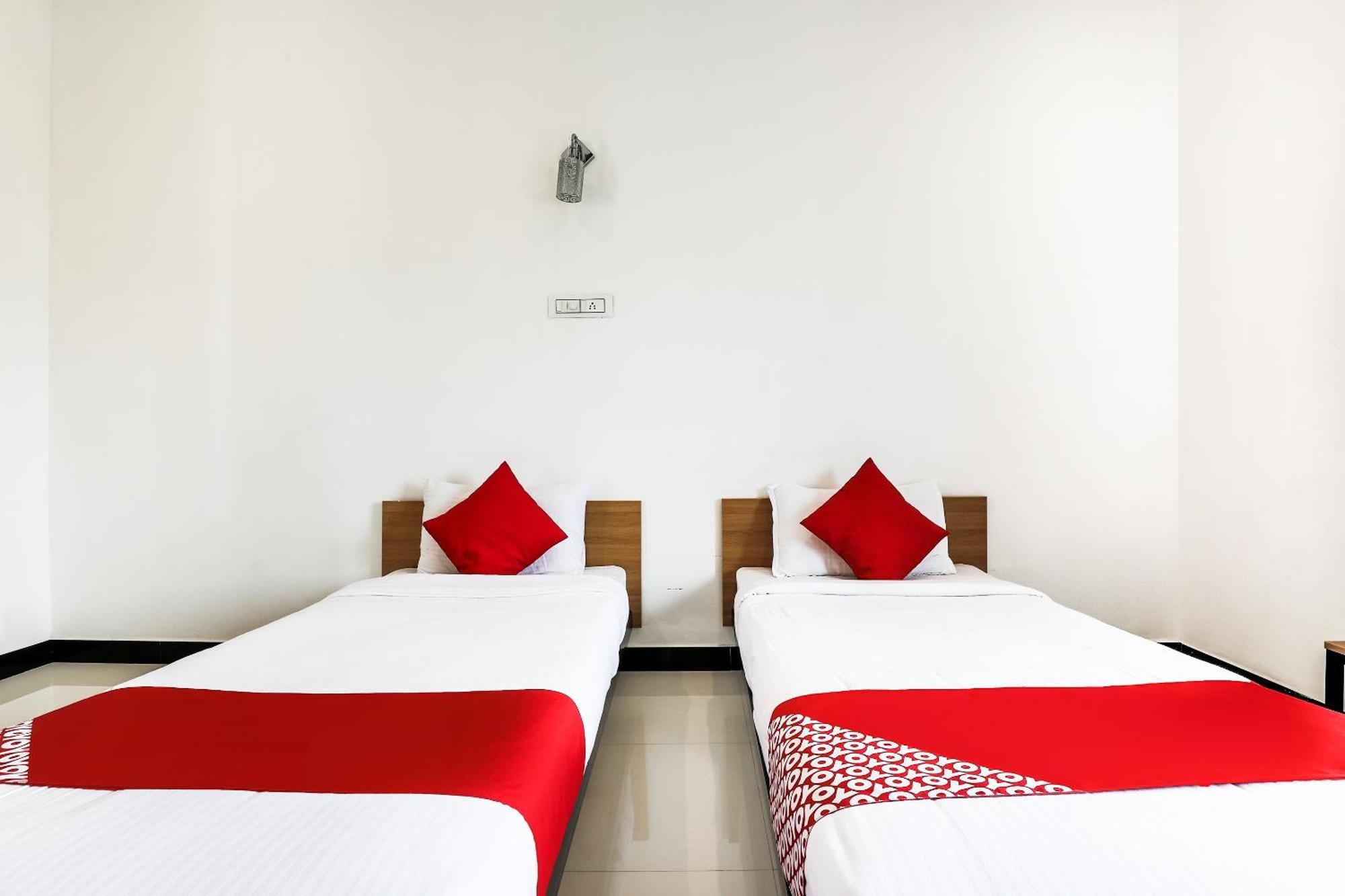Hotel O Black Pearl Residency Pilamedu Buitenkant foto