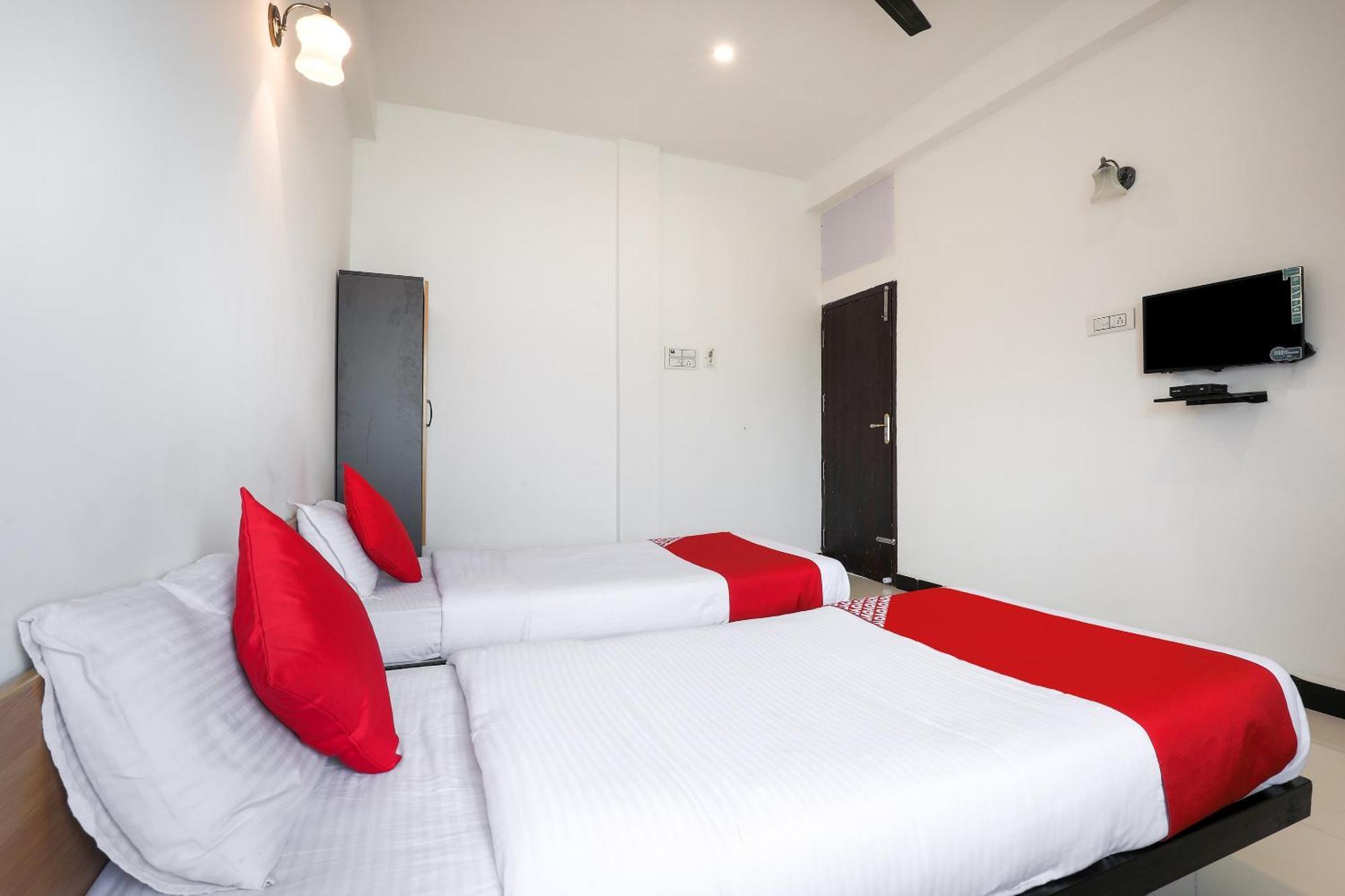 Hotel O Black Pearl Residency Pilamedu Buitenkant foto